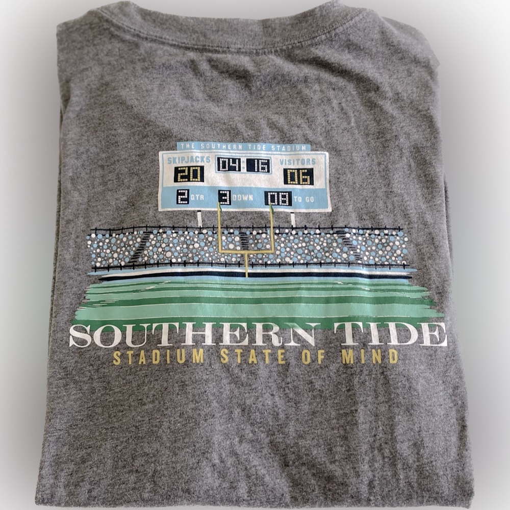 Southern Tide “Stadium State of Mind” T-Shirt - Youth XL (16)